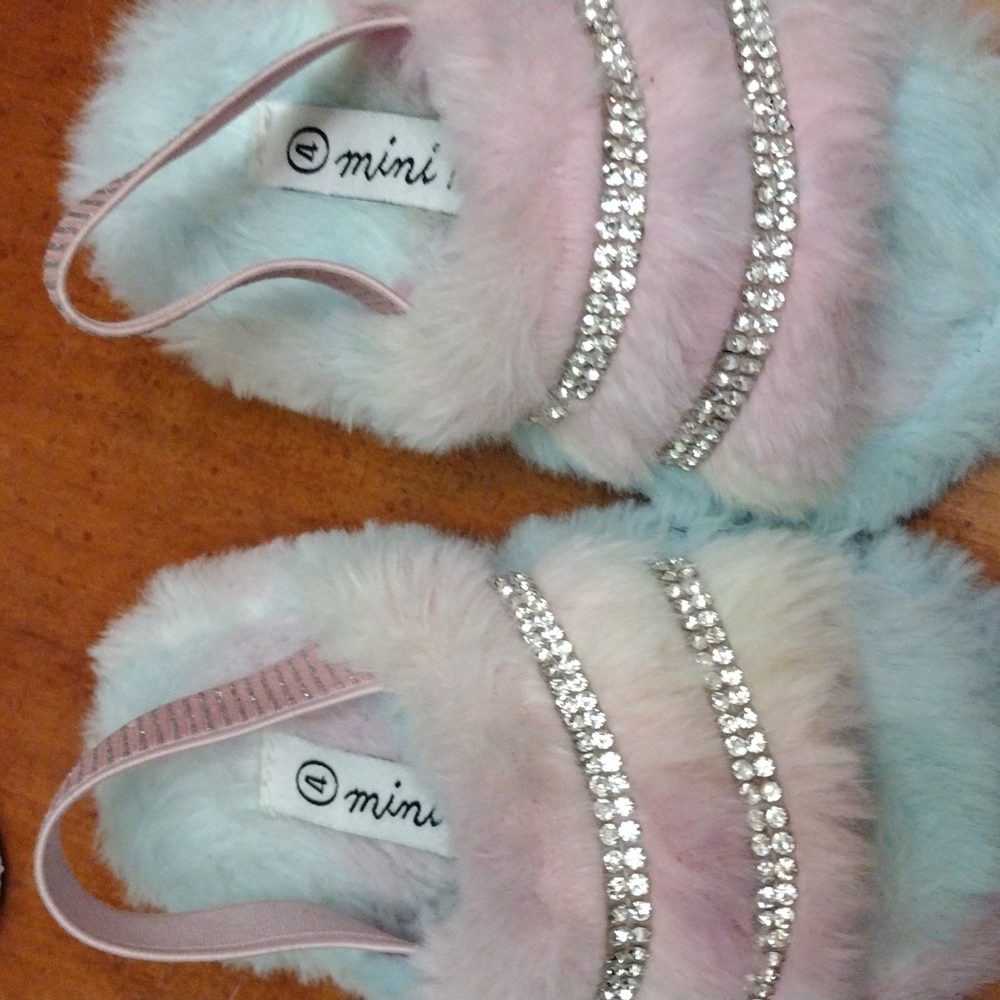 Toddler shoes 4c